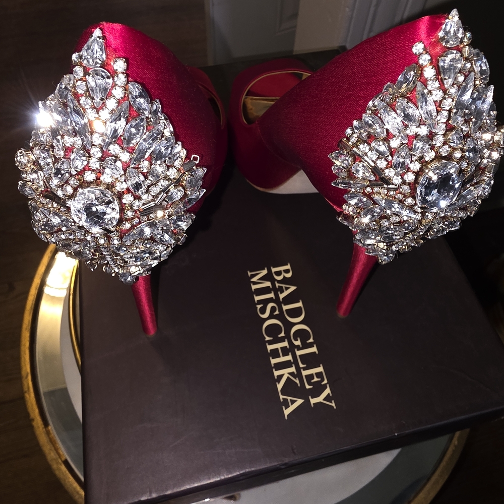 Badgley Mischka Fuchsia Satin Peep-Toe Heels - Picture 2 of 3